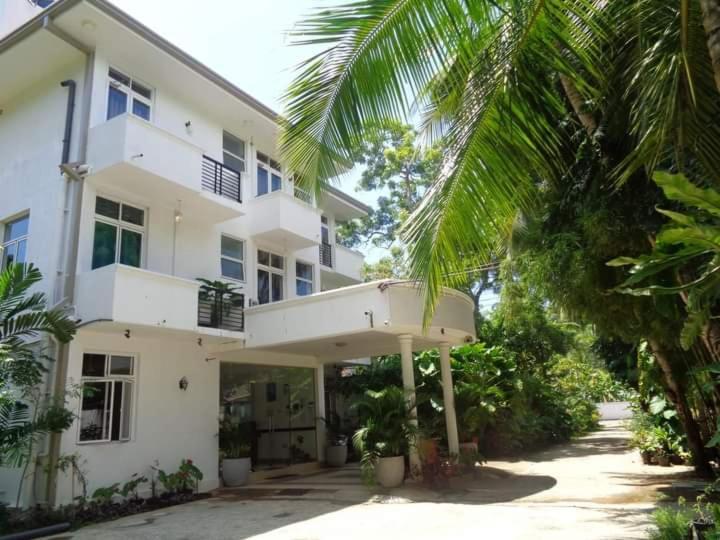 Nooit Gedacht Holiday Resort Унаватуна Экстерьер фото